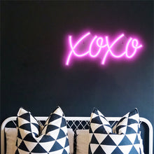 Load image into Gallery viewer, &#39;&#39;XOXO&#39;&#39; Neon Sign